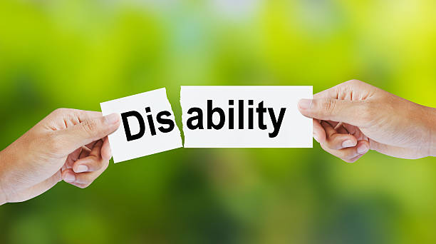 biznesmen łzawienie słowo niepełnosprawność na zdolność - insufficiency zdjęcia i obrazy z banku zdjęć