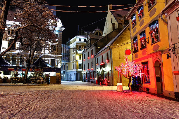 istock Christmas night in Old Riga in Latvia 538016427