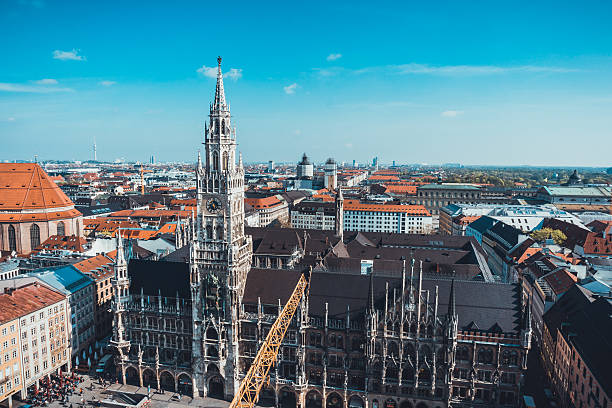 istock Marienplatz with New City Hall and Clock Tower 538032584