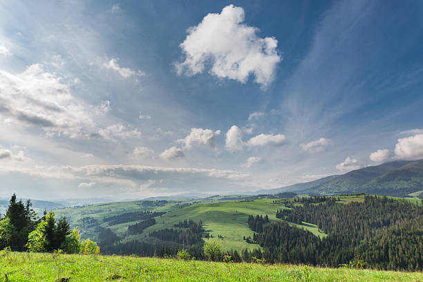 istock Beautiful landscape on mountain 538037120
