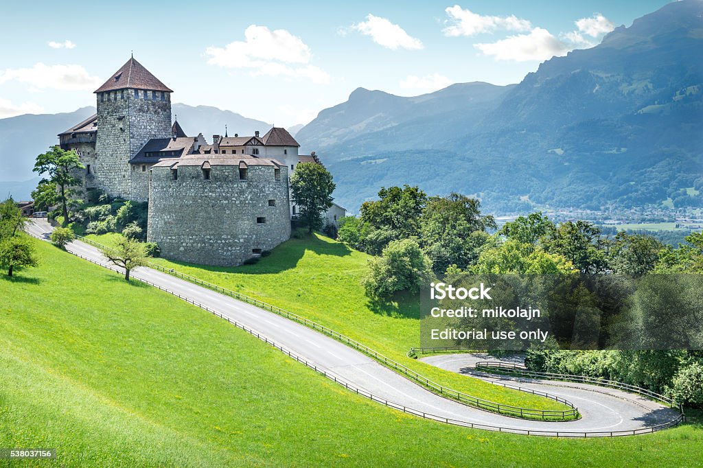 中世の城、リヒテンシュタイン - リヒテンシュタイン公国のロイヤリティフリーストックフォト