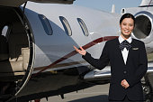 flugbegleiterin-in-der-private-jet.jpg?b=1&s=170x170&k=20&c=Bqjw6jzP-w_GkkRfP-kvFkHm7OIGtAybS0Cwc68c7ys=