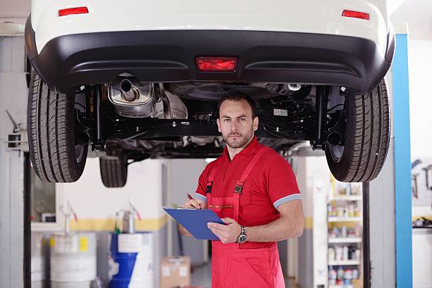 istock inspection of car 538069375