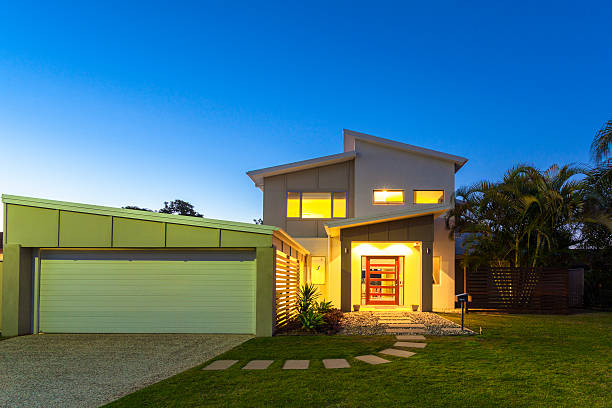 istock New modern home exterior 538082615
