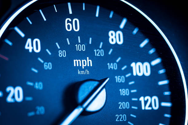tachometer - motor vehicle car speedometer macro stock-fotos und bilder