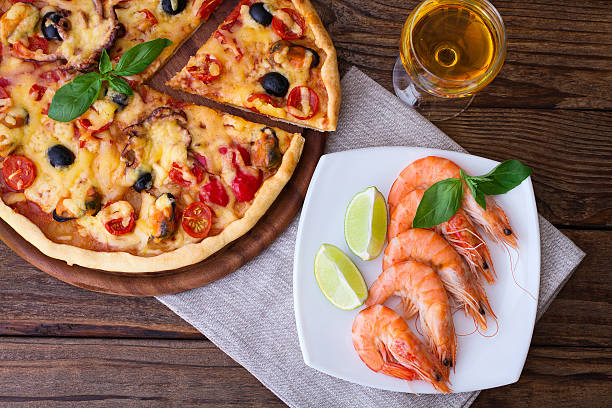 istock Italian Pizza with seafood. top view 538085339