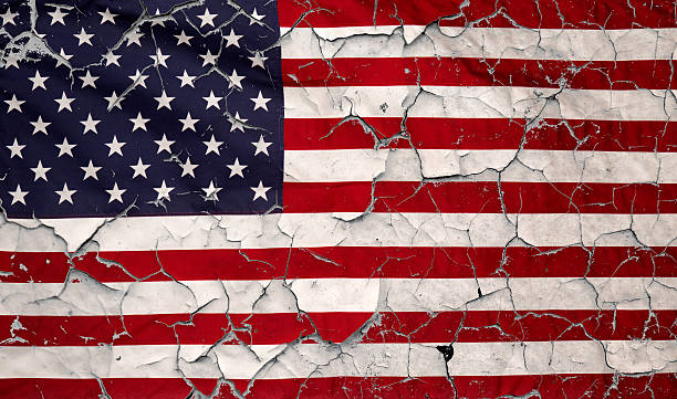 istock Old American Flag Chipping Paint 538143969