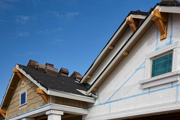 istock Home building industry gable roof slope transition and stucco gable 538176996