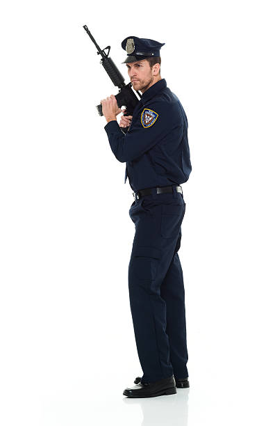 istock Police in action with rifle 538183634