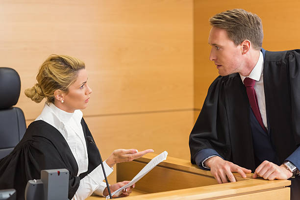 istock Lawyer speaking with the judge 538236605