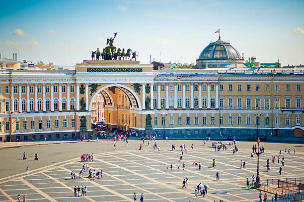 são petersburg - winter palace imagens e fotografias de stock