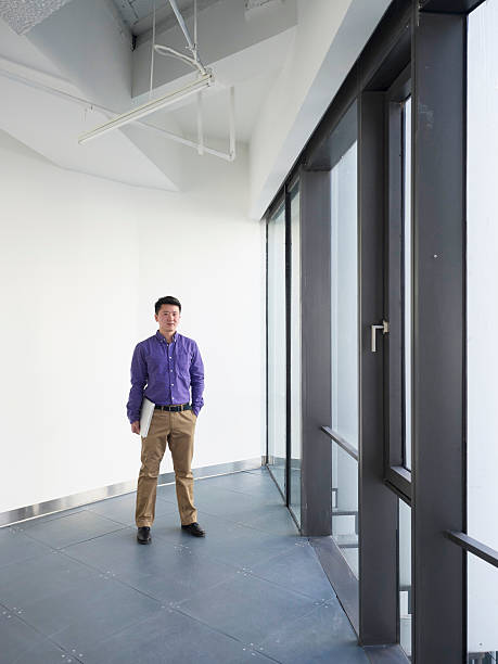 istock Asian businessman in office 538279187