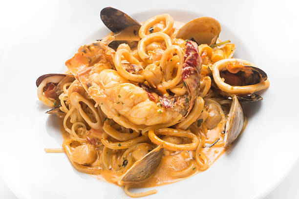 istock Italian Seafood Pasta 538326629