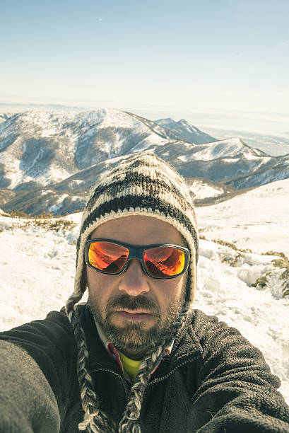 istock Tour skier taking selfie 538327519