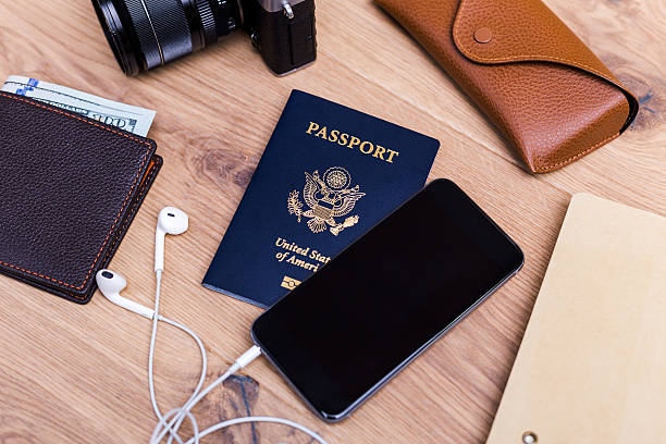istock Traveling concept with cellphone 538350074