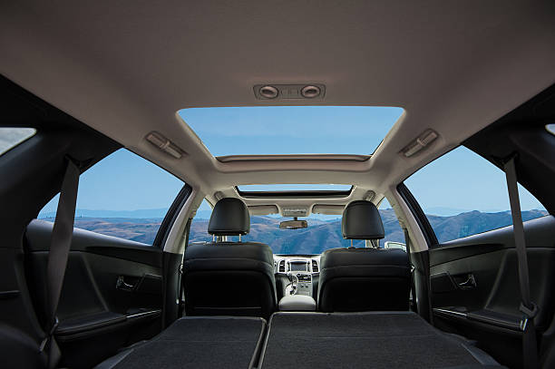 車の旅行 - car indoors inside of vehicle interior ストックフォトと画像