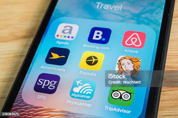 Travel Applications Stock Photo - Download Image Now - Airbnb, Mobile App, Travel