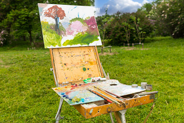 istock Time-worn professional painter's sketchbook  outdoors 538367520