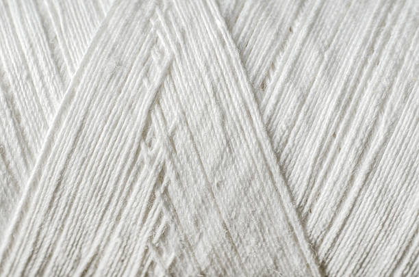 biały toczenia gwintów - wool thread textile textured zdjęcia i obrazy z banku zdjęć