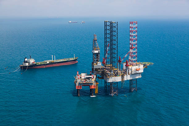 istock Offshore oil rig drilling gas platform 538466990