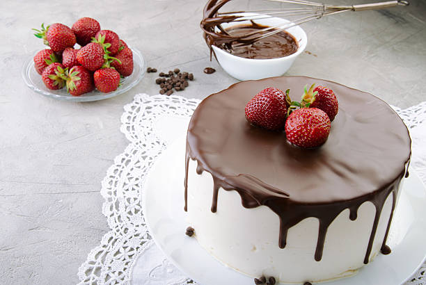 istock Cake birds milk on stone table. process of making chocolate 538477524