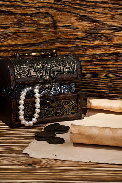 istock The ancient chest with a paper 538478505