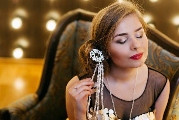 istock Woman Retro Hairstyle Portrait 538485130