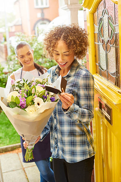 istock flowers for you 538487114