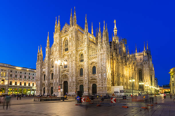 istock Night view of Milan Cathedral (Duomo di Milano) in Milan 538512071