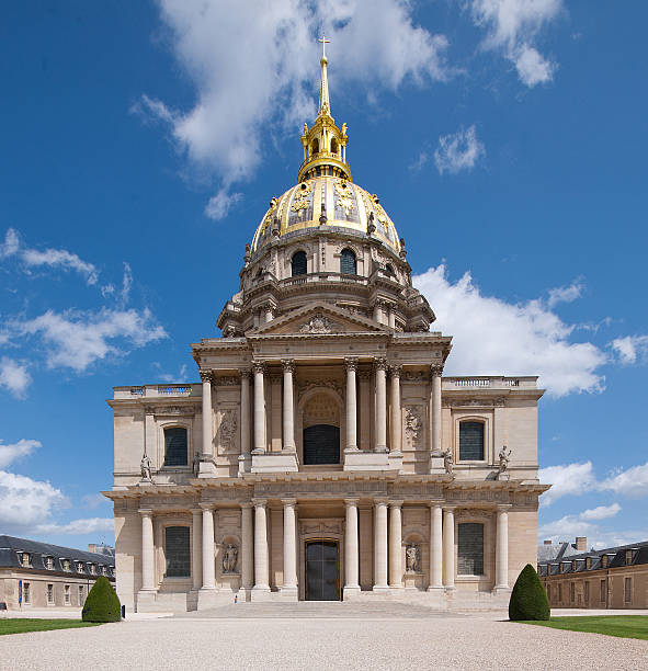 istock Church of the Dome (Paris, France) 538527131