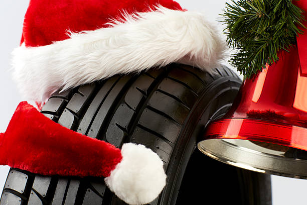 istock Christmas Greetings for the tire trade 538527521