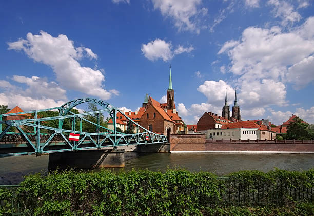 istock Breslau the cathedral island 538563170
