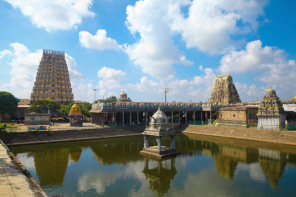 istock Kanchipuram Sri Ekambarareswarar Temple 538594454