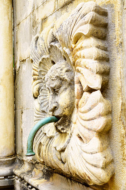 istock Big Onofrio's Fountain, Dubrovnik 538600204