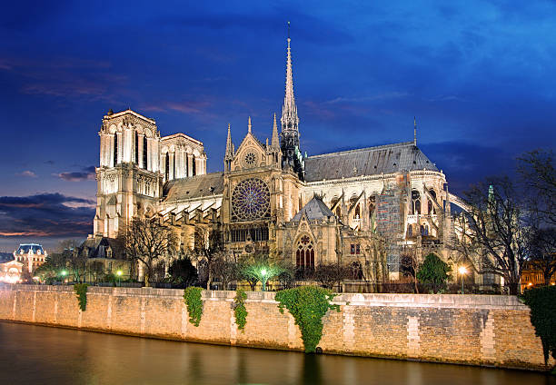 Paris - Notre Dame Paris - Notre Dame sainte chapelle stock pictures, royalty-free photos & images