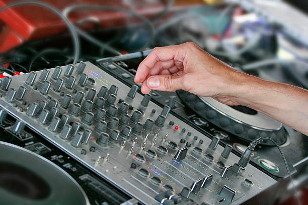 got is a dj ! - human finger sound mixer music producer imagens e fotografias de stock