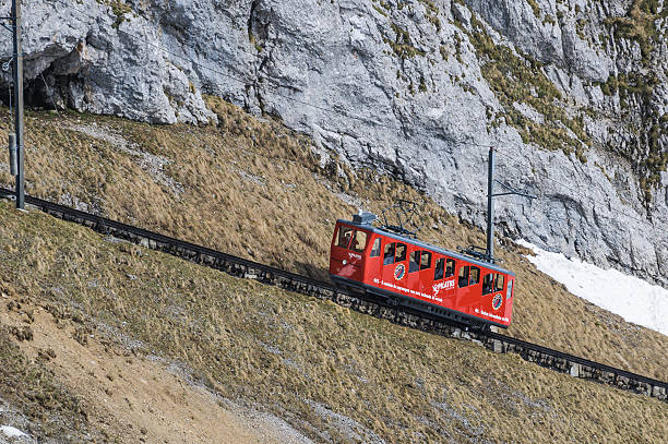 monte railcar cog pilatus - pilatus foto e immagini stock