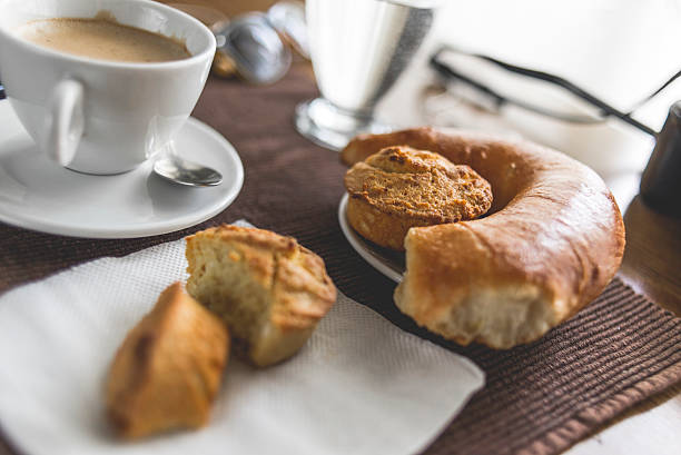 istock Cup of coffee and breakfast 538652587