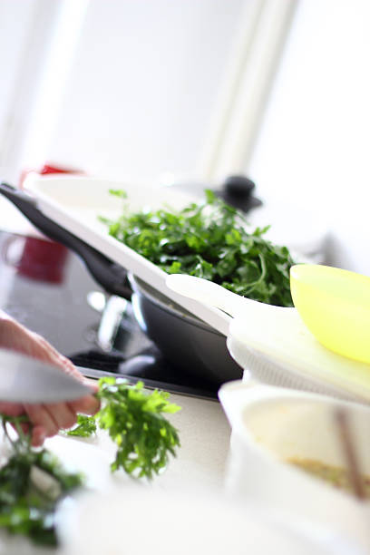 istock Finishing touches on meal 538654542