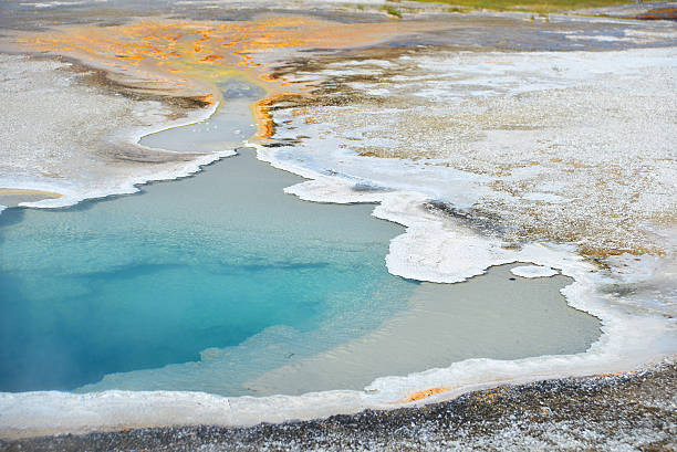 istock Hot geyser pool in Old Faithful area 538657806