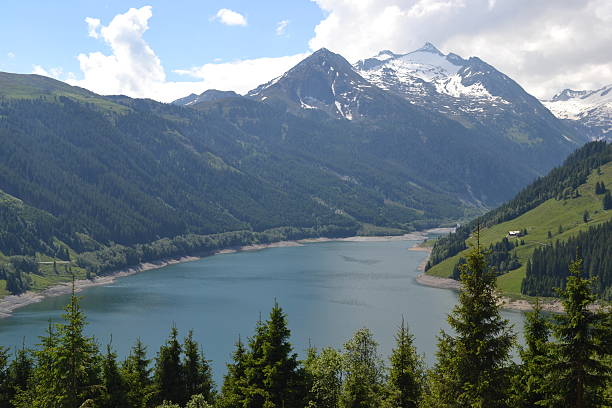 istock European Alps, Austria 538660748