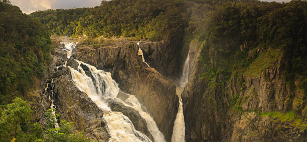 barron cae pano - cairns monsoon queensland waterfall fotografías e imágenes de stock