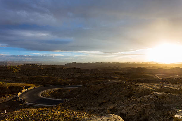 tibet landschaft, tibet, china. - sunrise tranquil scene blue plateau stock-fotos und bilder