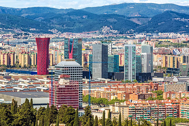 istock Business Skyline Barcelona 538672740