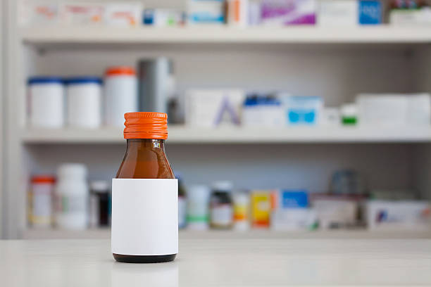 istock Blank white label of medicine bottle 538676018