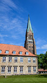 dom-von-schleswig-in-schleswig-holstein-deutschland.jpg?b=1&s=170x170&k=20&c=DHCIhjqtrAwqexFR7STjDwCX2bqUAC7IJfd5m2t0nE4=