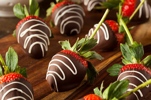 istock Homemade Chocolate Dipped Strawberries 538687349