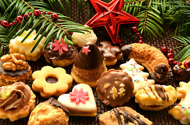 istock Christmas sweets, cookies and decoration 538687945