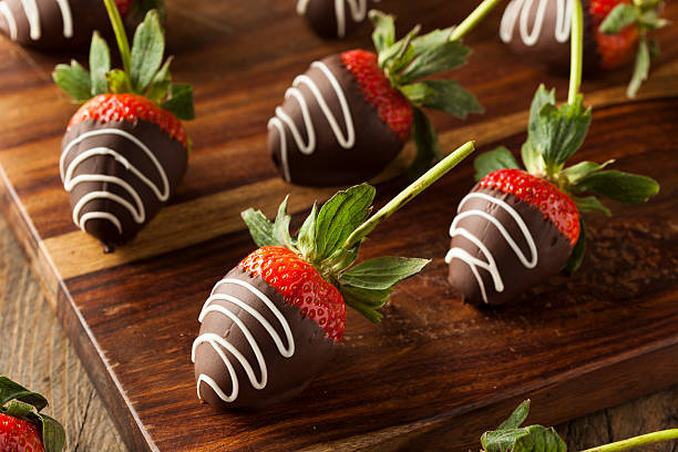 istock Homemade Chocolate Dipped Strawberries 538690891