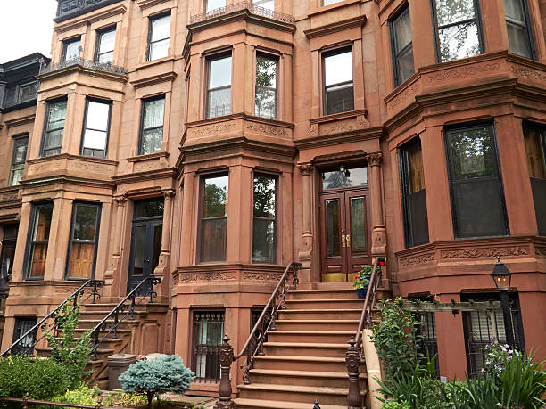 brooklyn sandsteine - brooklyn brownstone new york city row house stock-fotos und bilder